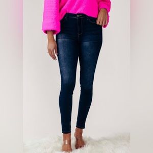 YMI NWT jeans size 5/27 dark wash